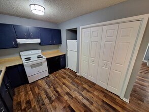 323 Emerald Dr in Bristol, VA - Building Photo - Building Photo