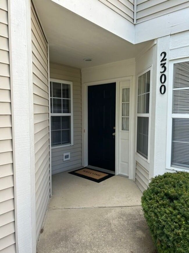 property at 2300 Woodside Dr