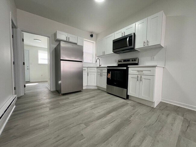 property at 2312 Greenwich St