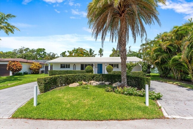 1001 NW 3rd Ave in Boca Raton, FL - Building Photo - Building Photo