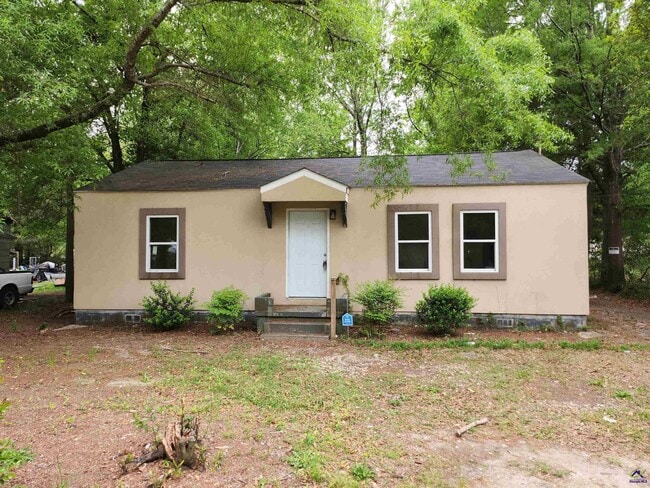 property at 714 Camellia Cir