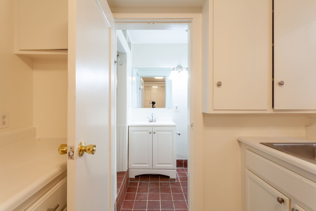 2311 Hearst Ave in Berkeley, CA - Building Photo