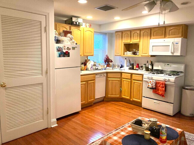 1617 N Sydenham St in Philadelphia, PA - Building Photo - Building Photo