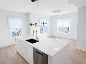 65 L St, Unit 203 in Boston, MA - Building Photo