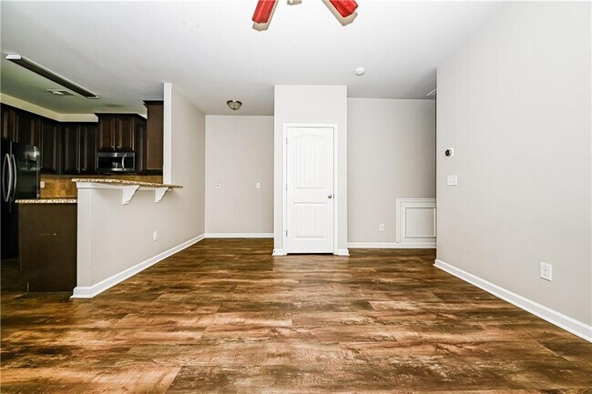 2347 Castle Keep Way in Atlanta, GA - Building Photo - Building Photo