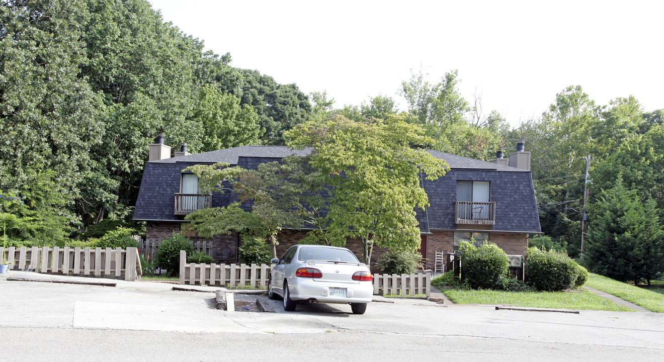 Eagle Brook in Knoxville, TN - Building Photo