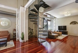 1111 S Peters St, Unit 405 in New Orleans, LA - Building Photo - Building Photo