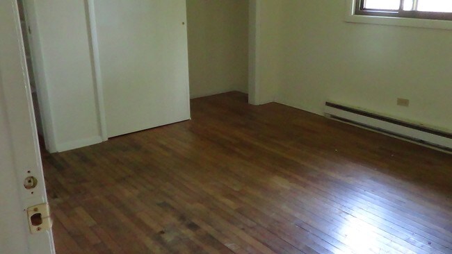 12011-12013 Mead St in Hebron, IL - Building Photo - Building Photo