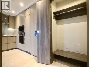 4720 Lougheed Hwy. in Burnaby, BC - Building Photo - Building Photo