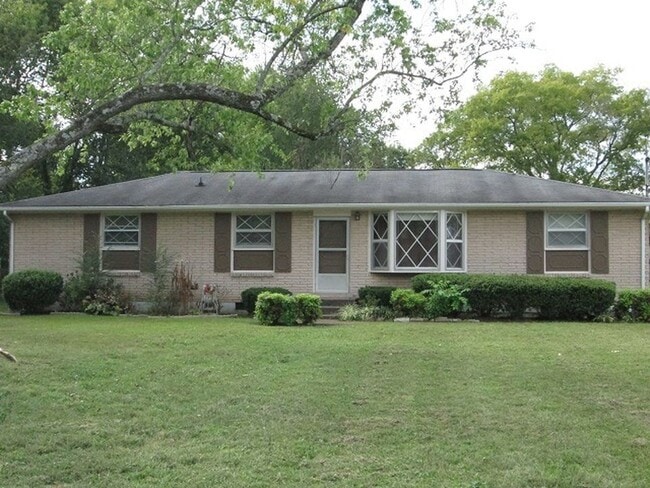 property at 108 Arnette Dr