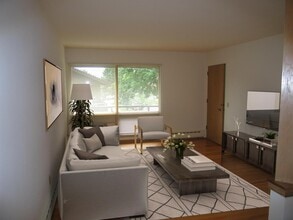 506 Shepard Terrace in Madison, WI - Building Photo - Building Photo
