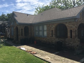 1125 W Clay St in Houston, TX - Building Photo - Building Photo