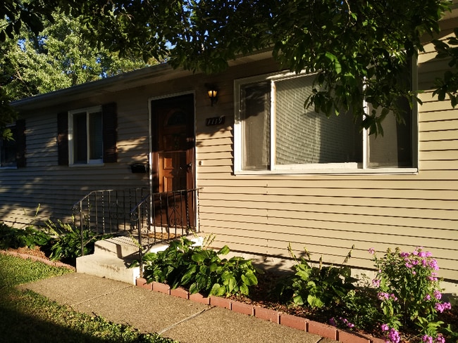 property at 1119 Hillside Dr