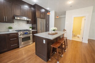9 Montague St in Cambridge, MA - Building Photo