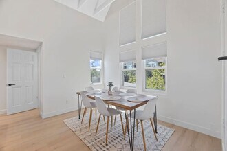 909 E Camelback Rd in Phoenix, AZ - Building Photo - Building Photo