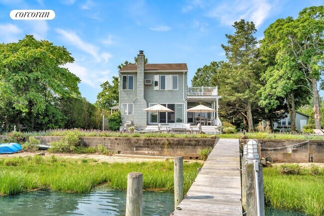 23 Bayview Rd in Sag Harbor, NY - Building Photo - Building Photo