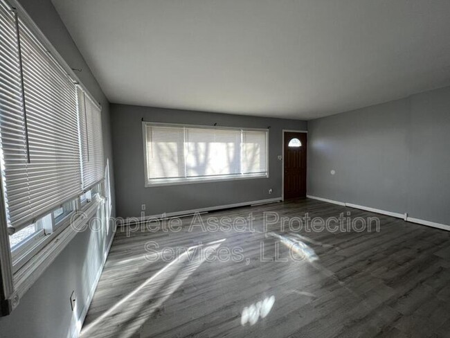 property at 7804 Chestnut Ave