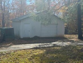 3536 Doe Run Rd in Rocky Mount, VA - Building Photo - Building Photo