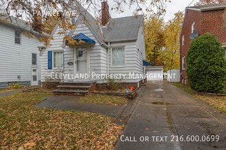 19005 Pawnee Ave in Cleveland, OH - Building Photo - Building Photo