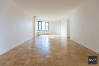 145 4th Ave in New York, NY - Building Photo - Building Photo