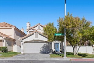 9300 Valencia Canyon Dr in Las Vegas, NV - Building Photo