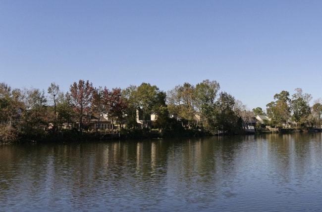 Cypress Acres in New Orleans, LA - Building Photo - Building Photo