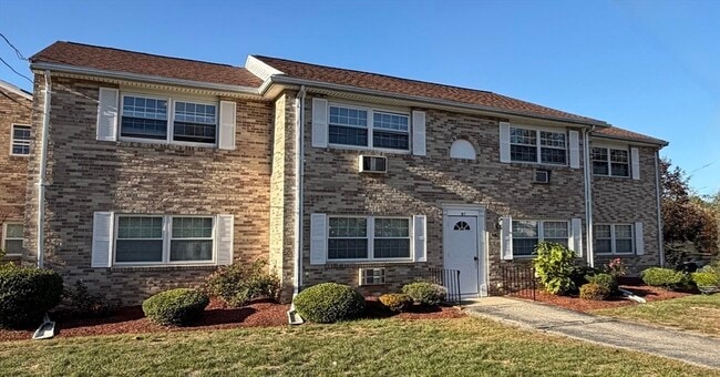 10 Washington Park Dr