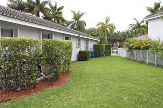 870 Reflection Ln in Weston, FL - Building Photo - Building Photo
