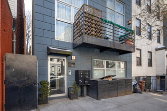 84- Eagle St in Brooklyn, NY - Foto de edificio - Building Photo