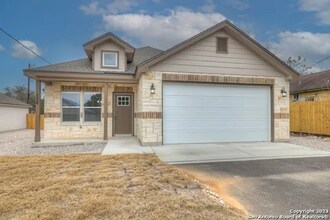 156 Remington Rd in Spring Branch, TX - Building Photo - Building Photo