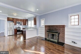 811 Thayer Ave in Silver Spring, MD - Building Photo - Building Photo