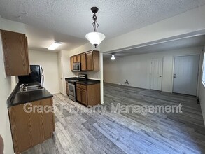 9867 Orangewood Dr in Thornton, CO - Building Photo - Building Photo