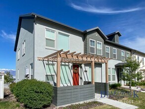 11459 S Stream Park Dr in South Jordan, UT - Building Photo - Building Photo