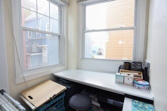 2 Arnold Cir, Unit 1 in Cambridge, MA - Building Photo - Building Photo