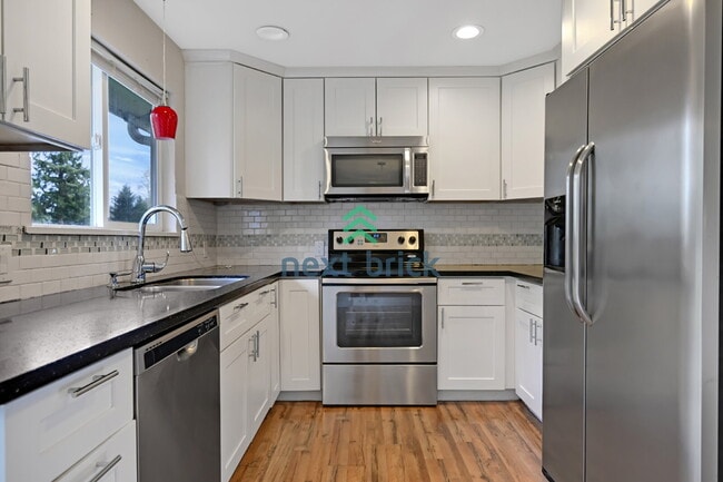 603 27th Ave SE in Puyallup, WA - Building Photo - Building Photo