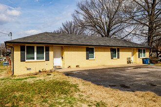 1021 S Lexington Ave in Springfield, MO - Building Photo - Building Photo