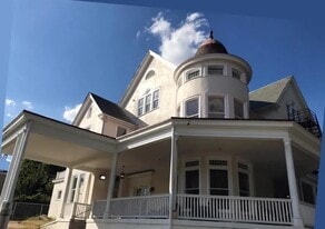 2112 Monteiro Ave, Unit 103 in Richmond, VA - Building Photo