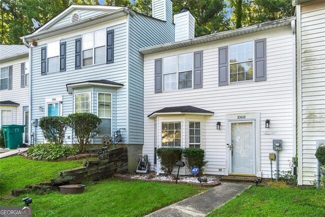 1068 HUNTINGTON