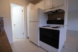 400 SW 7th Ave in Fort Lauderdale, FL - Building Photo - Building Photo