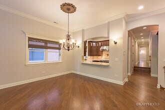 100 S Sangamon St in Chicago, IL - Building Photo - Building Photo