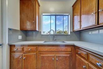 2336 34th St, Unit 5 in Santa Monica, CA - Foto de edificio - Building Photo