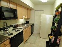 Colonial Crest Apartments photo'