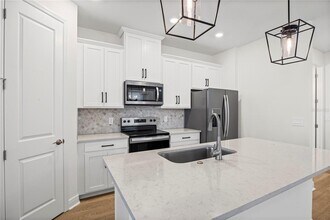 16436 Silver Brook Wy in Winter Garden, FL - Building Photo - Building Photo