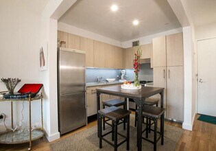 113 W 15th St in New York, NY - Foto de edificio - Building Photo