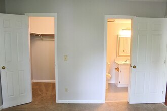 736 Woodland Dr in Harrisonburg, VA - Building Photo - Building Photo