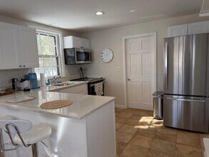 172 Northwest St in Portsmouth, NH - Building Photo - Building Photo