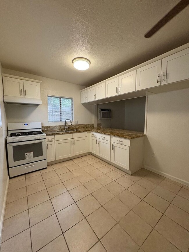 property at 939 Baldwin Rd