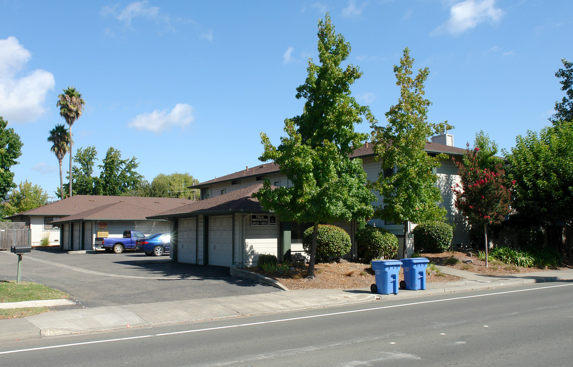 6605 Montecito Blvd in Santa Rosa, CA - Building Photo