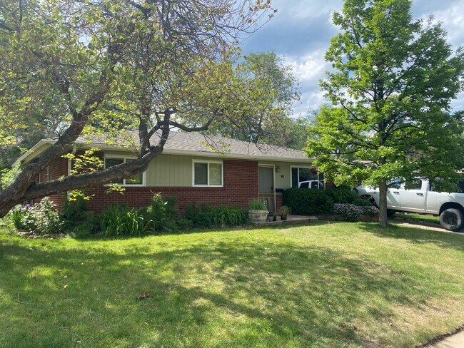 property at 315 32nd St