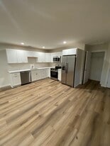 64 Hallock Landing Rd in Rocky Point, NY - Building Photo
